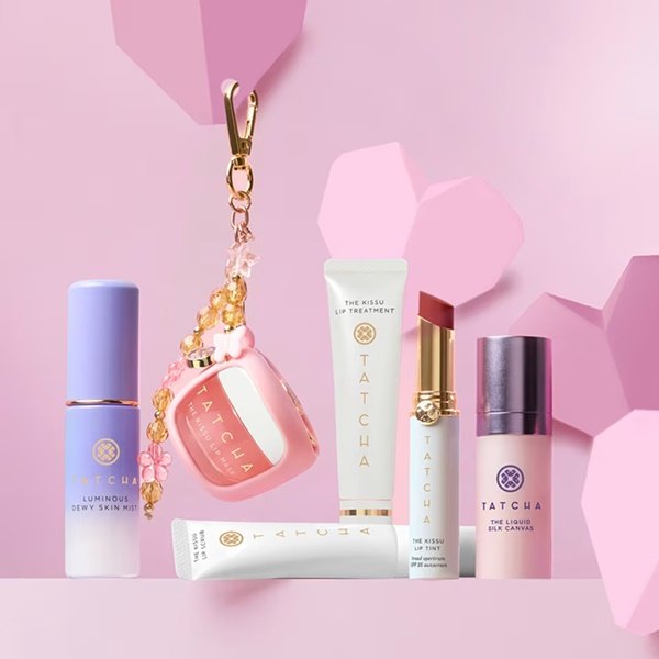 Free Full-Measurement Kissu Lip Masks and Keychain Holder at Tatcha Free Full-Measurement Kissu Lip Masks and Keychain Holder at Tatcha