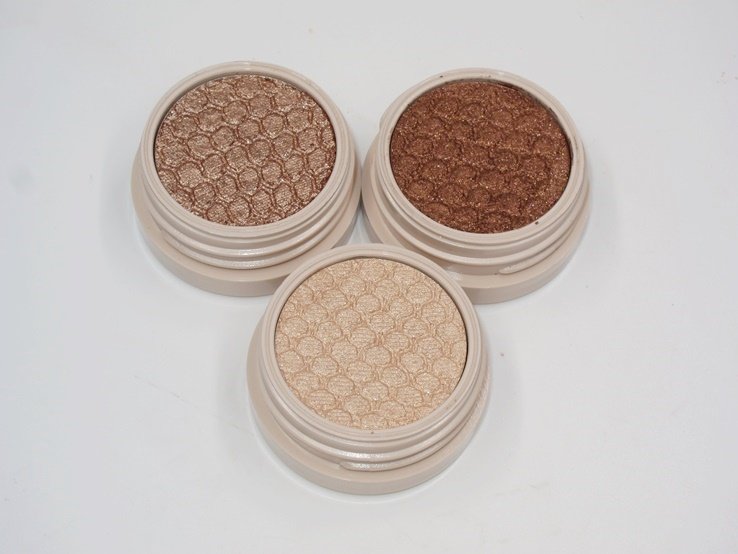 Colourpop Tremendous Shock Shadows .50? Signal Me Up!